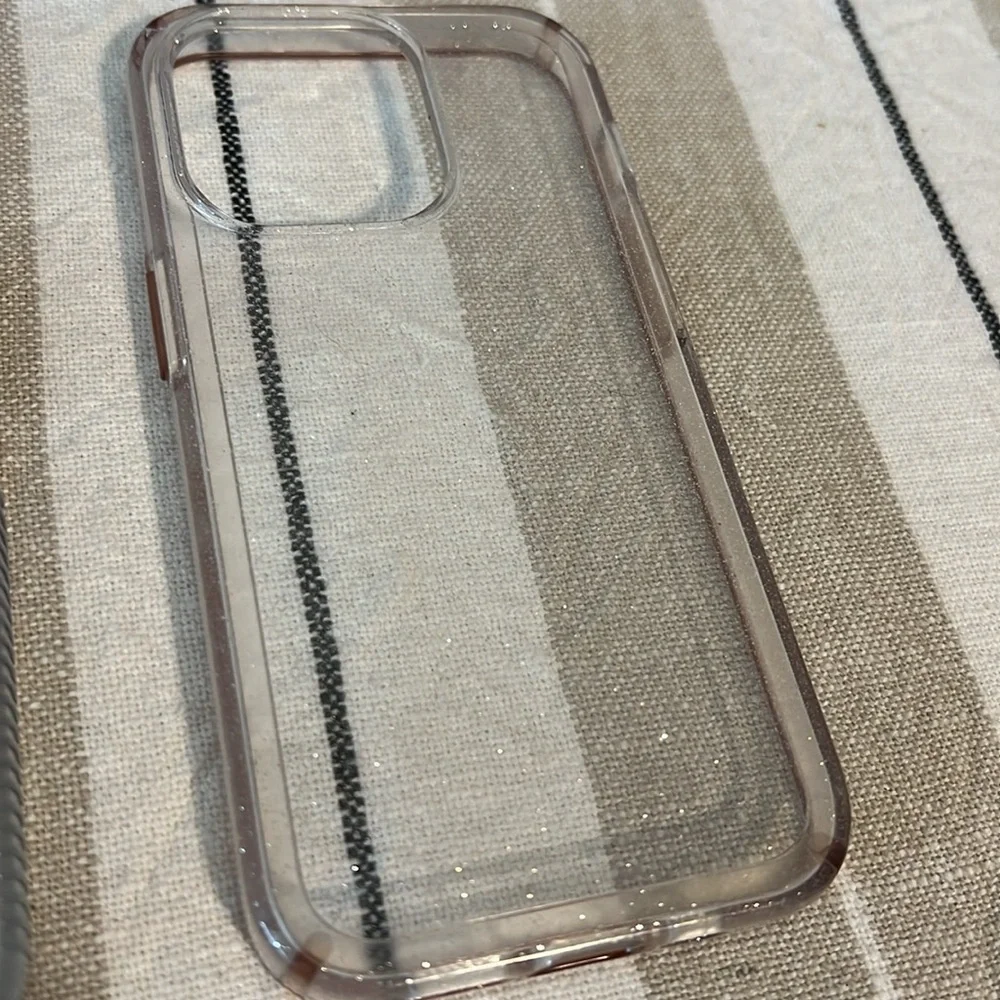 Casetify Boho Duck and Speck iPhone 14 Pro cases - Picture 5 of 5